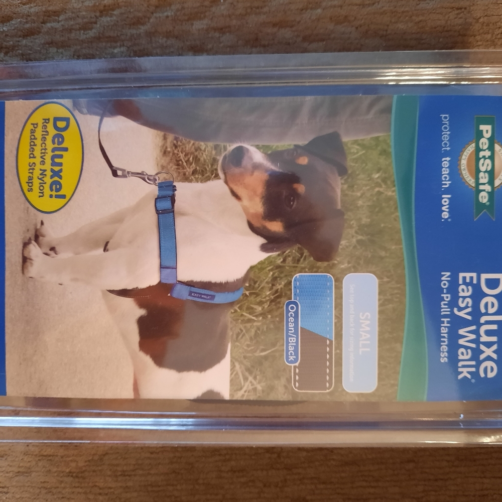 NWT Dog Harness